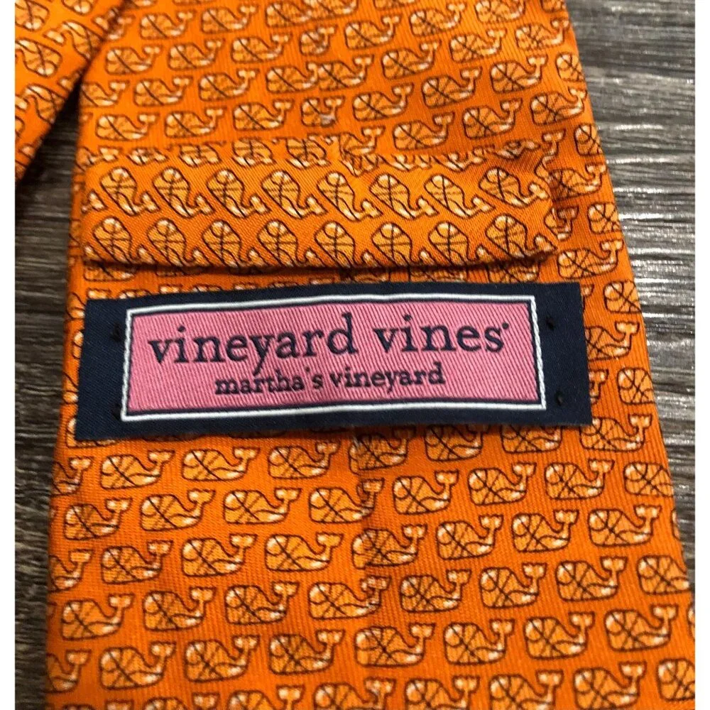 Vineyard Vines Orange All Over What Print Silk Neck Tie - Picture 2 of 3